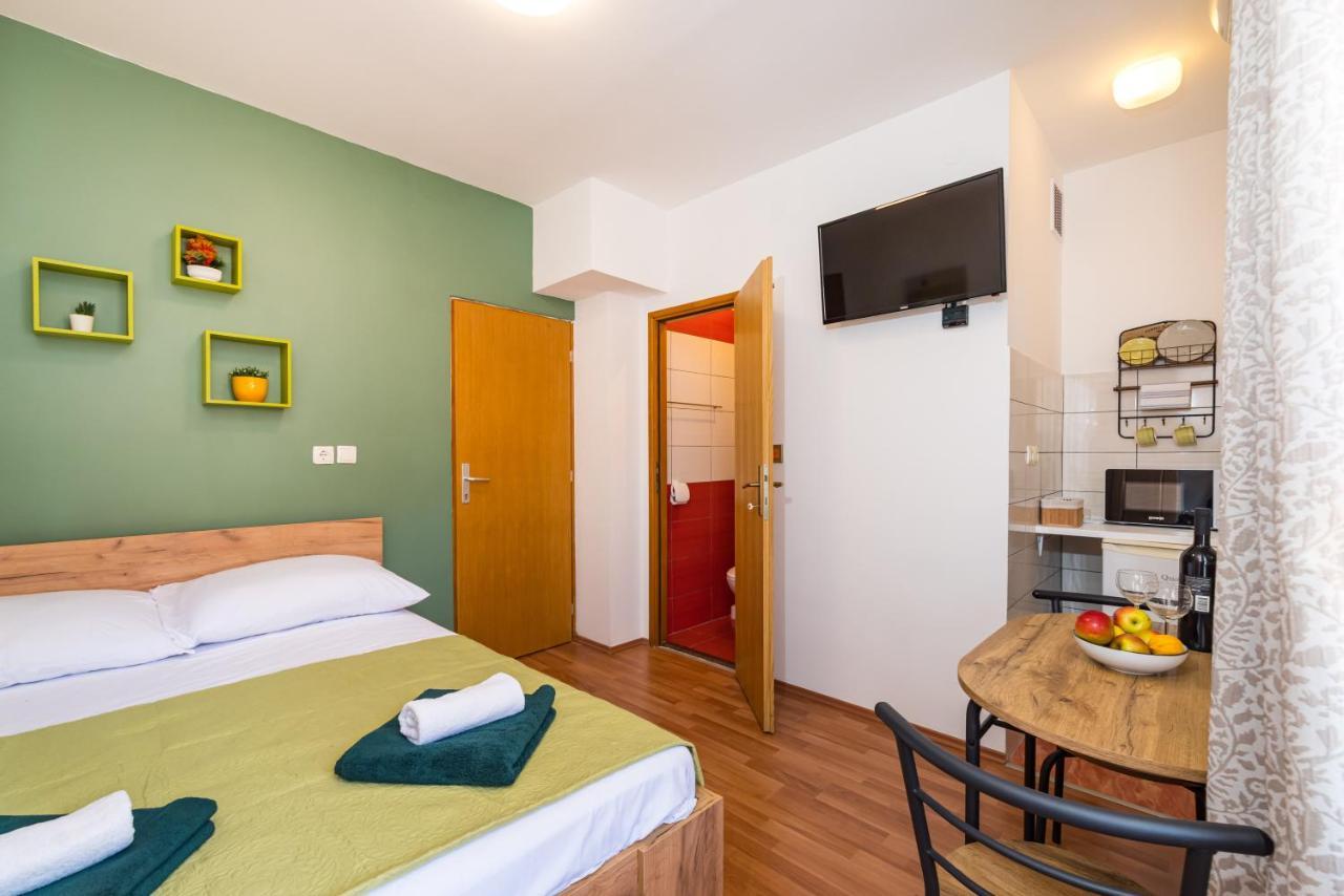 Studio And Rooms Zadar City Wall Exterior foto